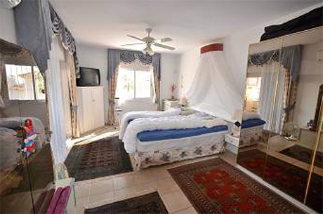 dejlig-villa-med-havudsigt-til-salg-i-fuengirola bedroom